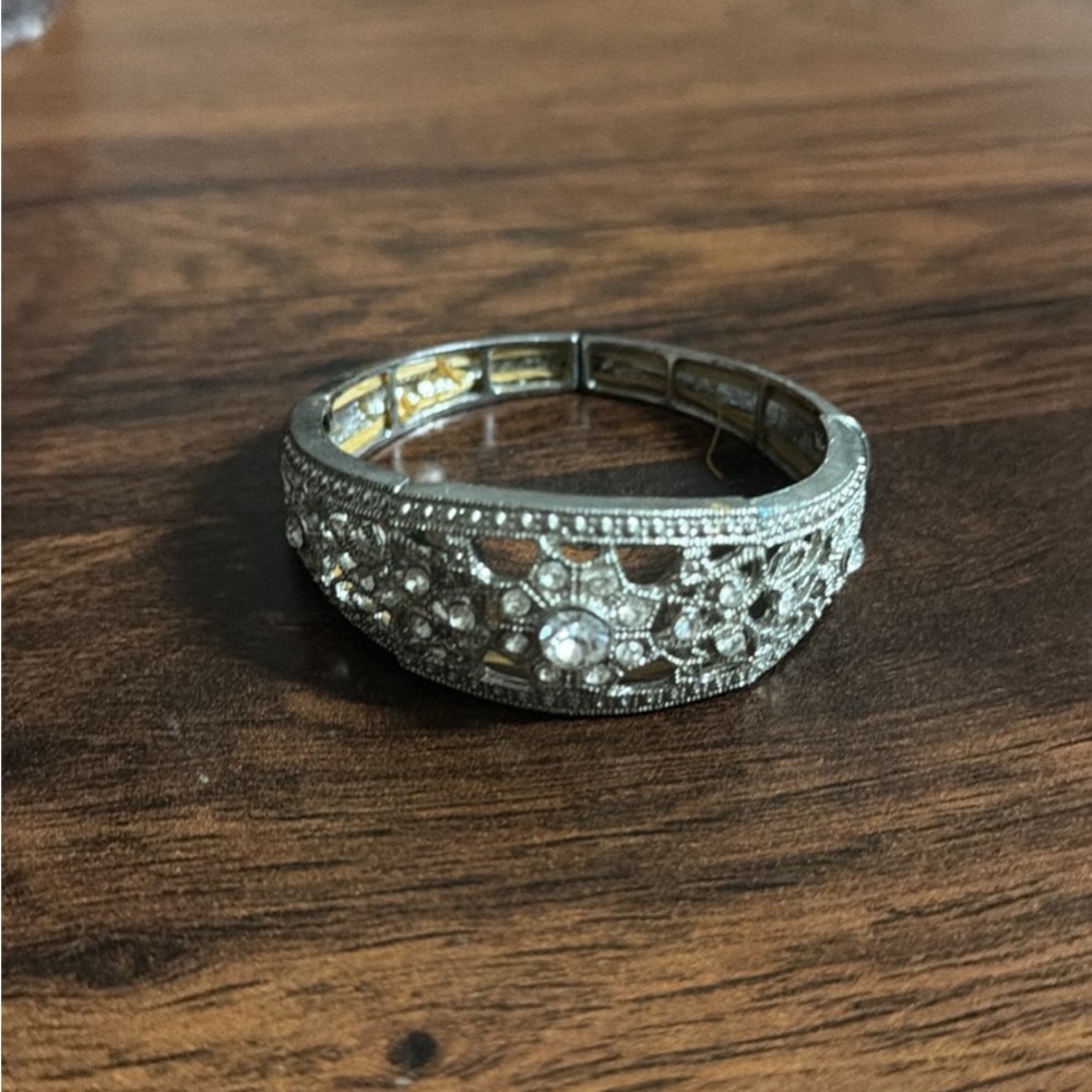 Elegant Silver Crystal Bangle